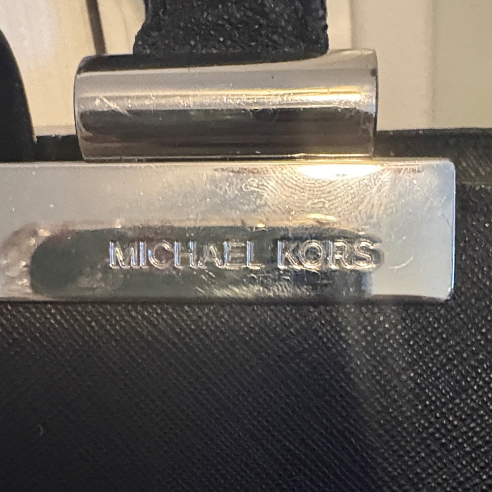 Michael Kors - Picture 2 of 11